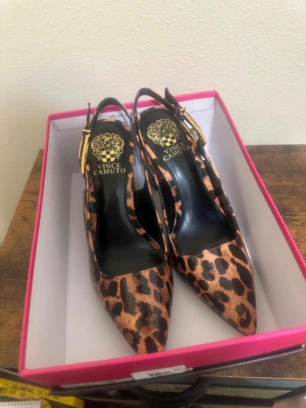 Vince Camuto VP-Anders Leopard Naplack Sandals Heels Size 7.5- Brand New